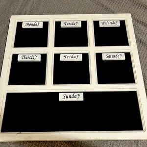Chalk days of the week board perfect for planning out your week